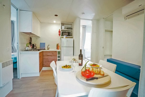 Camping Cisano & San Vito (by Happy Camp) - Mobilheim Happy Superior (Zimmercodierung CS1)