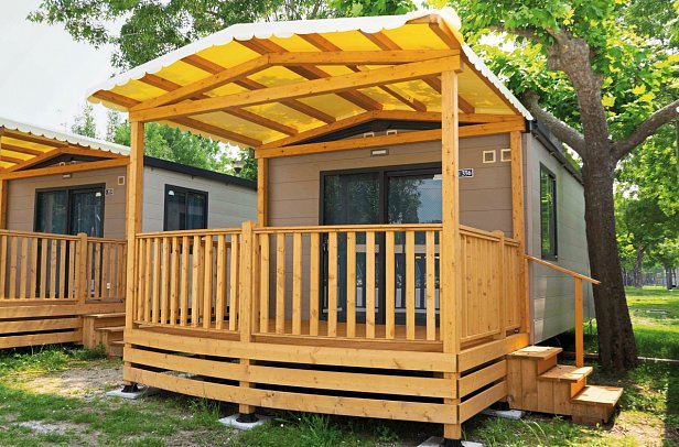 Baia Holiday Gasparina - Wohnbeispiel Mobilheim Baia Relax New Plus (Zimmercodierung CB2)