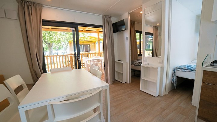 Baia Holiday Gasparina - Wohnbeispiel Mobilheim Baia Elite Plus (Zimmercodierung CB4)