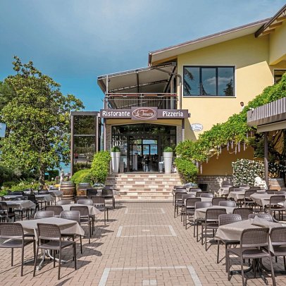 Camping Village Bella Italia