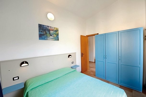 Camping Village Bella Italia - Wohnbeispiel 3-Zimmer-Appartement Verbena (Zimmercodierung OB2)