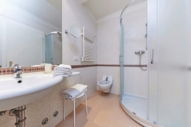 Maximilian - Wohnbeispiel (Zimmercodierung DB1)