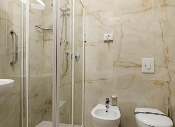 Du Parc Sirmione - Wohnbeispiel Doppelzimmer Standard (Zimmercodierung DG1)