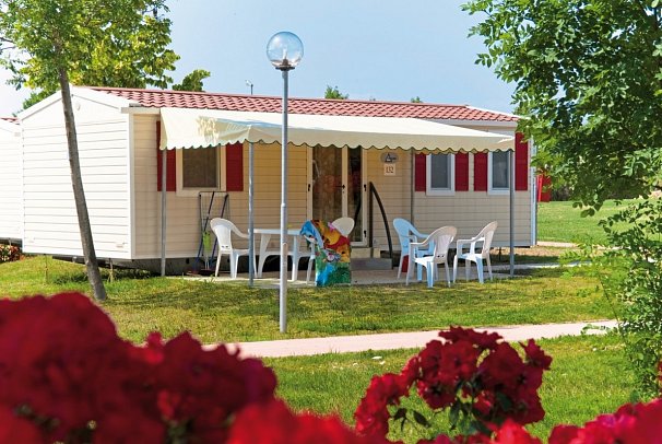 The Garda Village - Wohnbeispiel Maxicaravan (Zimmercodierungen CB1 & CM1)