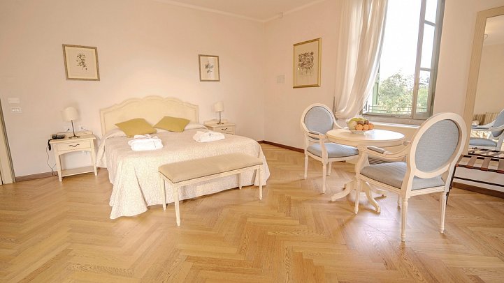 Relais Corte Cavalli - Wohnbeispiel Doppelzimmer Deluxe (Zimmercodierung DD1)