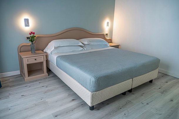 AHG Riva del Sole - Wohnbeispiel Doppelzimmer Classic (Zimmercodierungen DB1, DB2 & DSI)