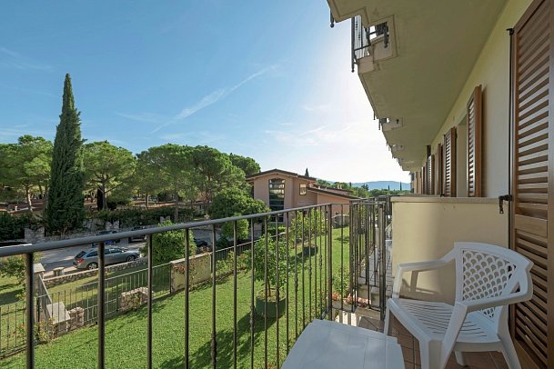 Antico Monastero - Wohnbeispiel Doppelzimmer mit Balkon (Zimmercodierung DB1)