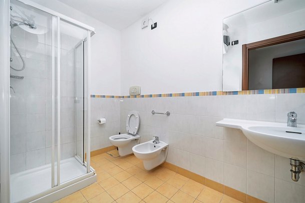 Residence Primera - Wohnbeispiel 3-Zimmer-Wohnung Halb-Souterrain (Zimmercodierung OB1)