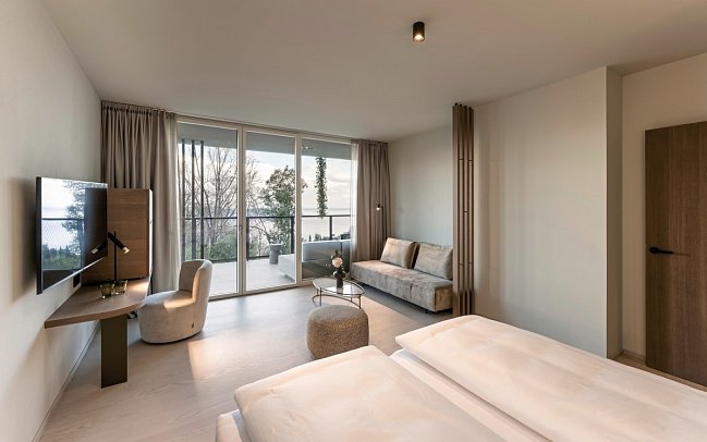 Stroblhof Lake Garda - Wohnbeispiel Juniorsuite Lago (Zimmercodierung JB1)