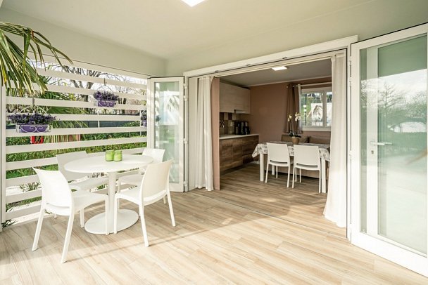 Residence Onda Blu - Wohnbeispiel Mobilheim Suite Living Deluxe (Zimmercodierung AD1)