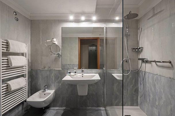 Savoy Palace - Wohnbeispiel Vierbettzimmer (Zimmercodierung RB1)