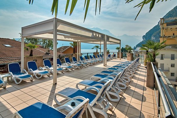 Europa Skypool & Panorama