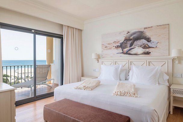 Iberostar Selection Andalucía Playa - Wohnbeispiel Suite Meerblick Beachfront (Zimmercodierungen W1M & W2M)