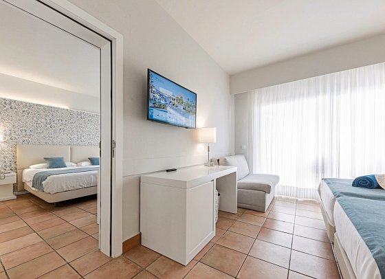Aldiana Club Andalusien - Wohnbeispiel Familienzimmer Verbindungstür (Zimmercodierung FV1)