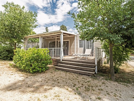 Zaton Holiday Resort Mobilheime - Wohnbeispiel Superior Zwei-Zimmer-Camping Home 4+2 (Zimmercodierung CB3)