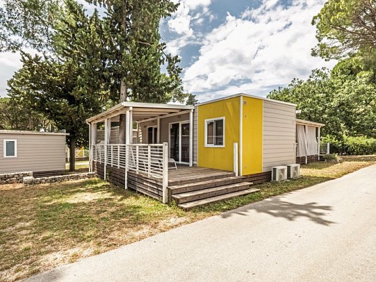 Zaton Holiday Resort Mobilheime - Wohnbeispiel Premium Drei-Zimmer-Camping Home 6+1 (Zimmercodierung CM1)