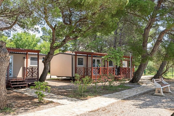 Bluesun Camp Paklenica - Mobile Home - Wohnbeispiel Mobilheim Dalmacija (Zimmercodierung CB1)