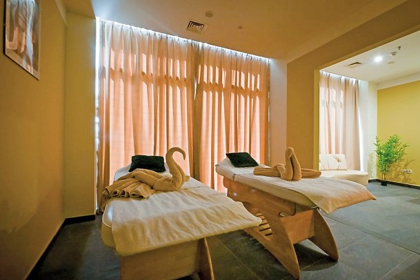 Crvena Luka Resort