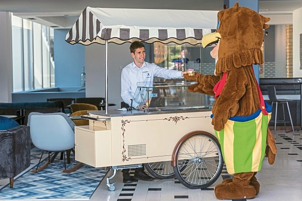 Falkensteiner Club Funimation Borik