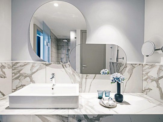 Falkensteiner Family Hotel Diadora - Beispiel Bad (Zimmercodierungen FS1, FSC, FD1, FDC, WS1, WI2, WI1, WDC & WT1)