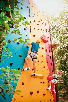 Pine Beach Pakostane