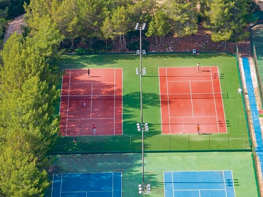 Pine Beach Pakostane