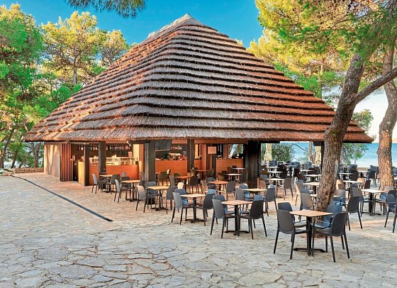 Pine Beach Pakostane