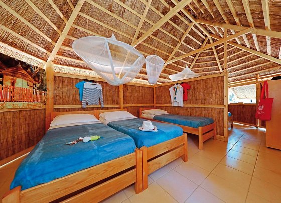 Pine Beach Pakostane - Wohnbeispiel Familien Bungalow (Zimmercodierungen CB3, bis & CB8)