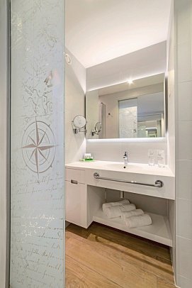 Amadria Park Beach Hotel Jure - Beispiel Bad (Zimmercodierung DBG)