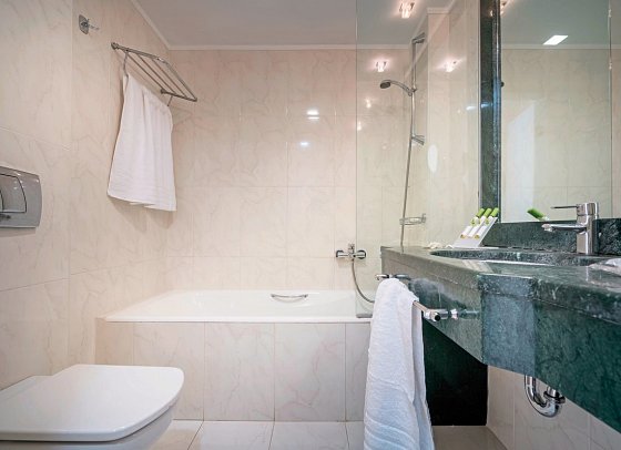 Galaxy Beach Resort - Wonbeispiel Doppelzimmer (Zimmercodierung DB1)