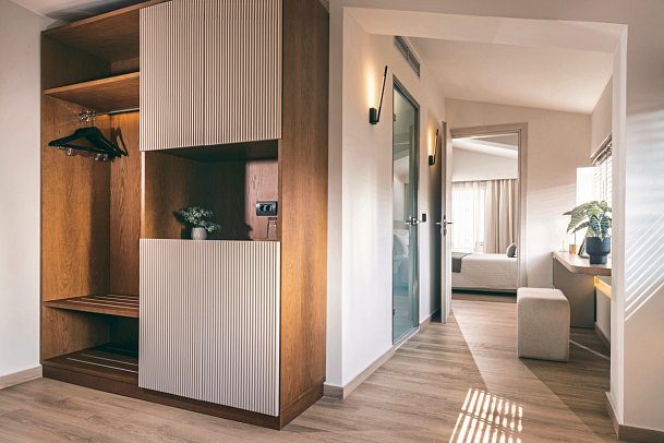 Alexandra Beach Resort & Spa