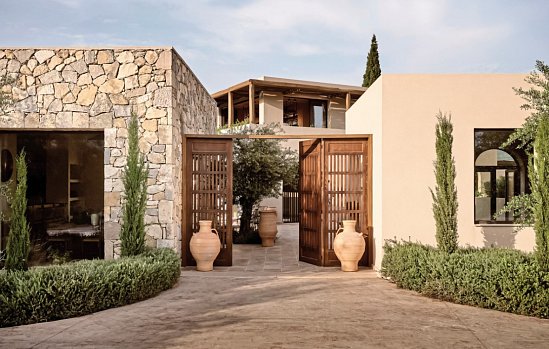 Pierros Verde Private Suites