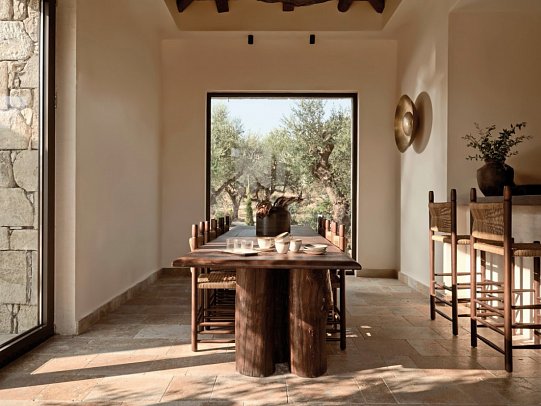 Pierros Verde Private Suites