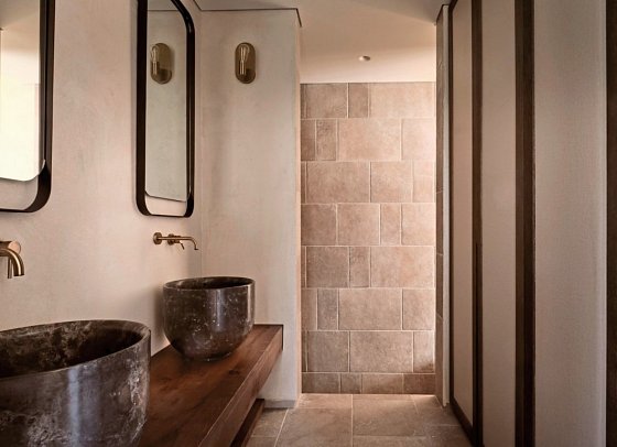 Pierros Verde Private Suites - Wohnbeispiel Deluxe Suite mit Privatpool (Zimmercodierung WDR)