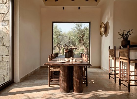 Pierros Verde Private Suites