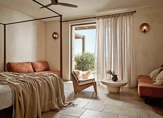 Pierros Verde Private Suites - Wohnbeispiel Superior Suite mit Privatpool (Zimmercodierung WS1)
