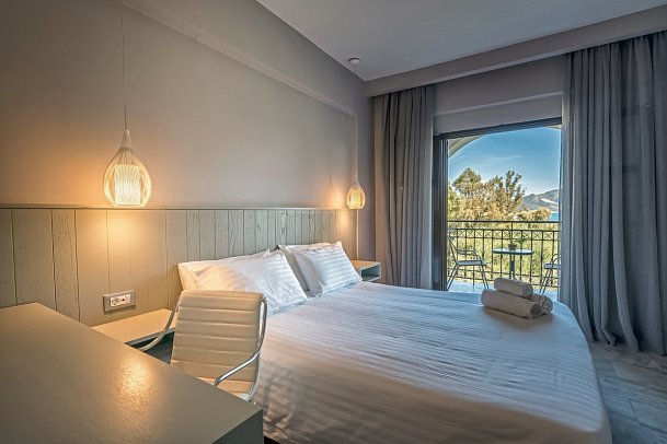 Castelli Hotel - Wohnbeispiel Doppelzimmer Gartenblick (Zimmercodierung DBG)