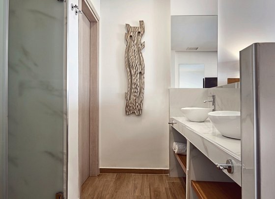 Cavo Orient Beach Hotel - Wohnbeispiel Seaside Suite mit Private Pool (Zimmercodierung W1R)