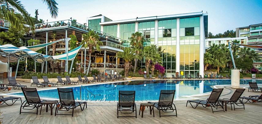 Pine Bay Holiday Resort