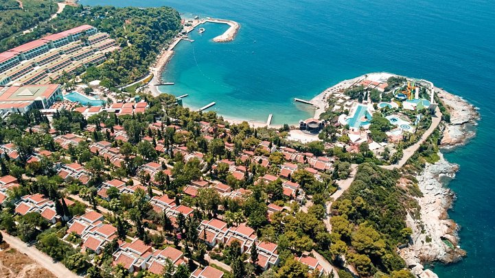 Pine Bay Holiday Resort