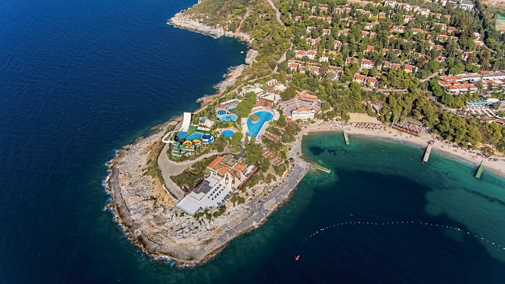 Pine Bay Holiday Resort