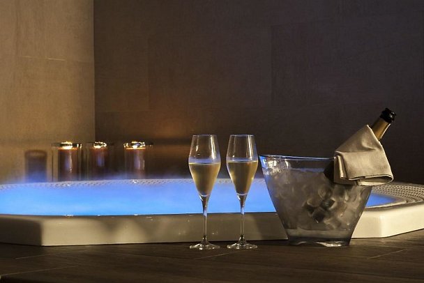 Ego Hotel