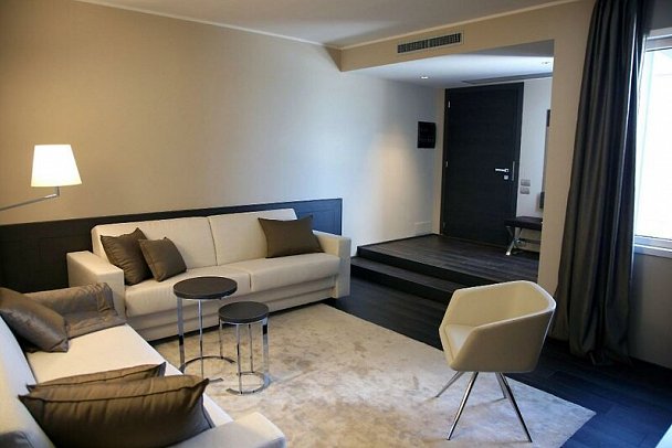 Ego Hotel