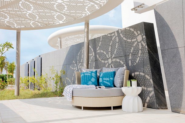 Jumeirah Saadiyat Island - Wohnbeispiel Ocean Terrace Room (Zimmercodierung DB1)