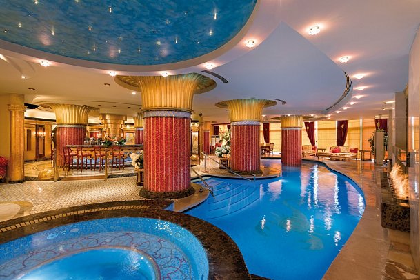 Titanic Mardan Palace