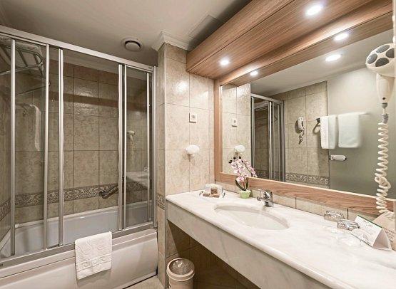 Belconti Resort Hotel - Wohnbeispiel Doppelzimmer Gartenblick