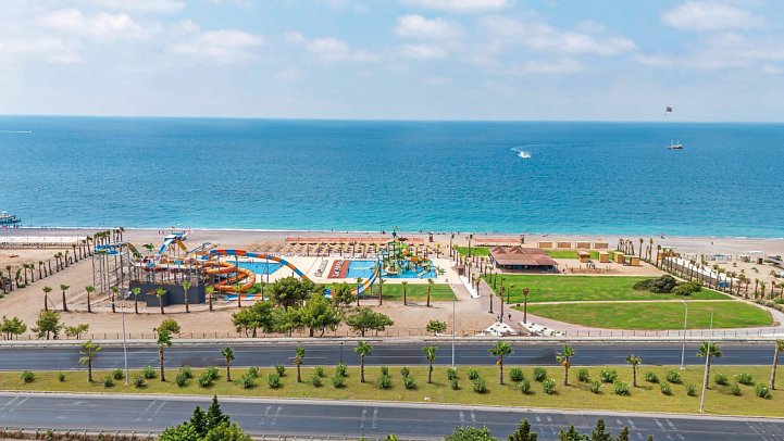 Casa Fora Beach Resort