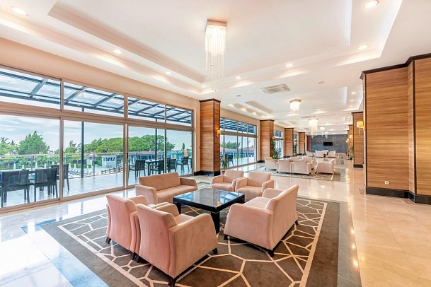 Casa Fora Beach Resort