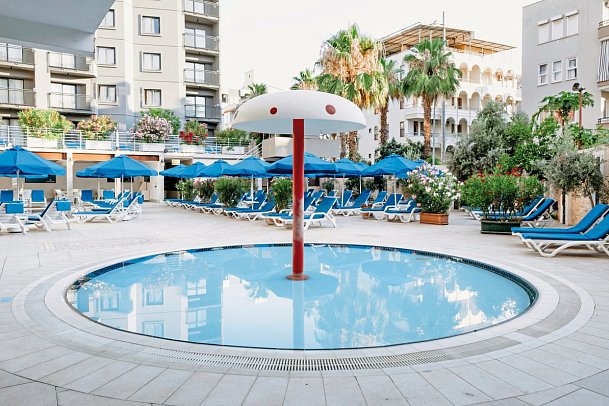 Tac Premier Hotel & Spa