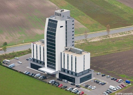 Pannonia Tower Hotel
